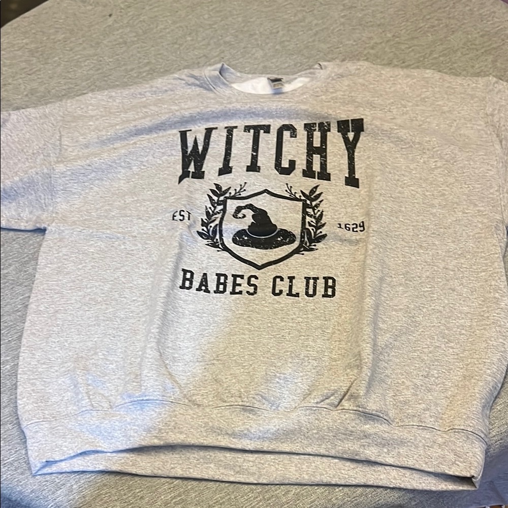 Gildan Heavy Blend Gray Sweatshirt
